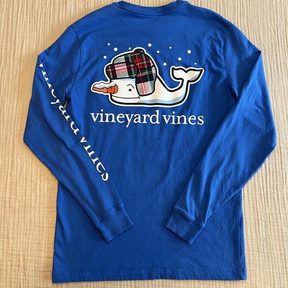 Vineyard Vines snowman whale long-sleeve pocket tee